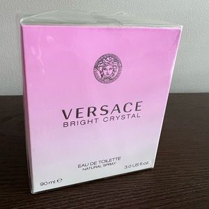 ✨NWT✨ Versace Bright Crystal Eau de Toilette (Perfume)